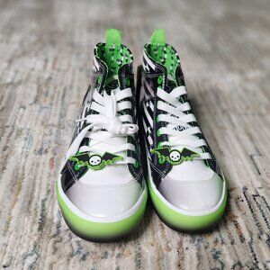Beetle Juice Women's High-Top Sneaker, Size 6.5